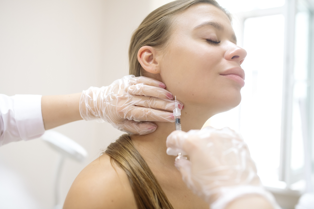Non-Surgical Jawline Contouring Treatments in Smyrna